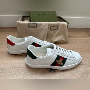 Gucci Men’s New Ace Embroidered Low Top Sneakers